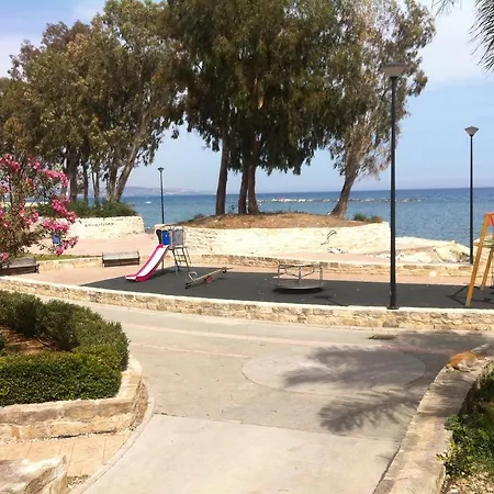Lordos River Beach Complex 레메소스