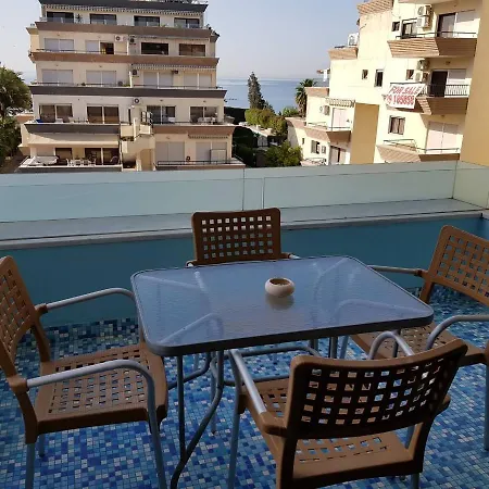 아파트 Lordos River Beach Complex 레메소스