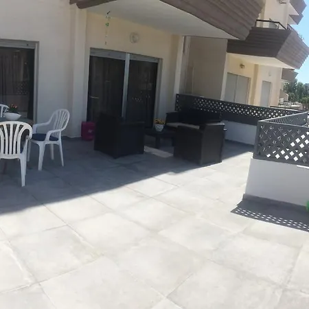 Apartament Lordos River Beach