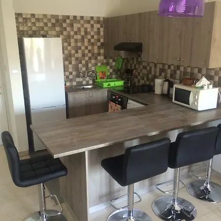 Apartament Lordos River Beach *